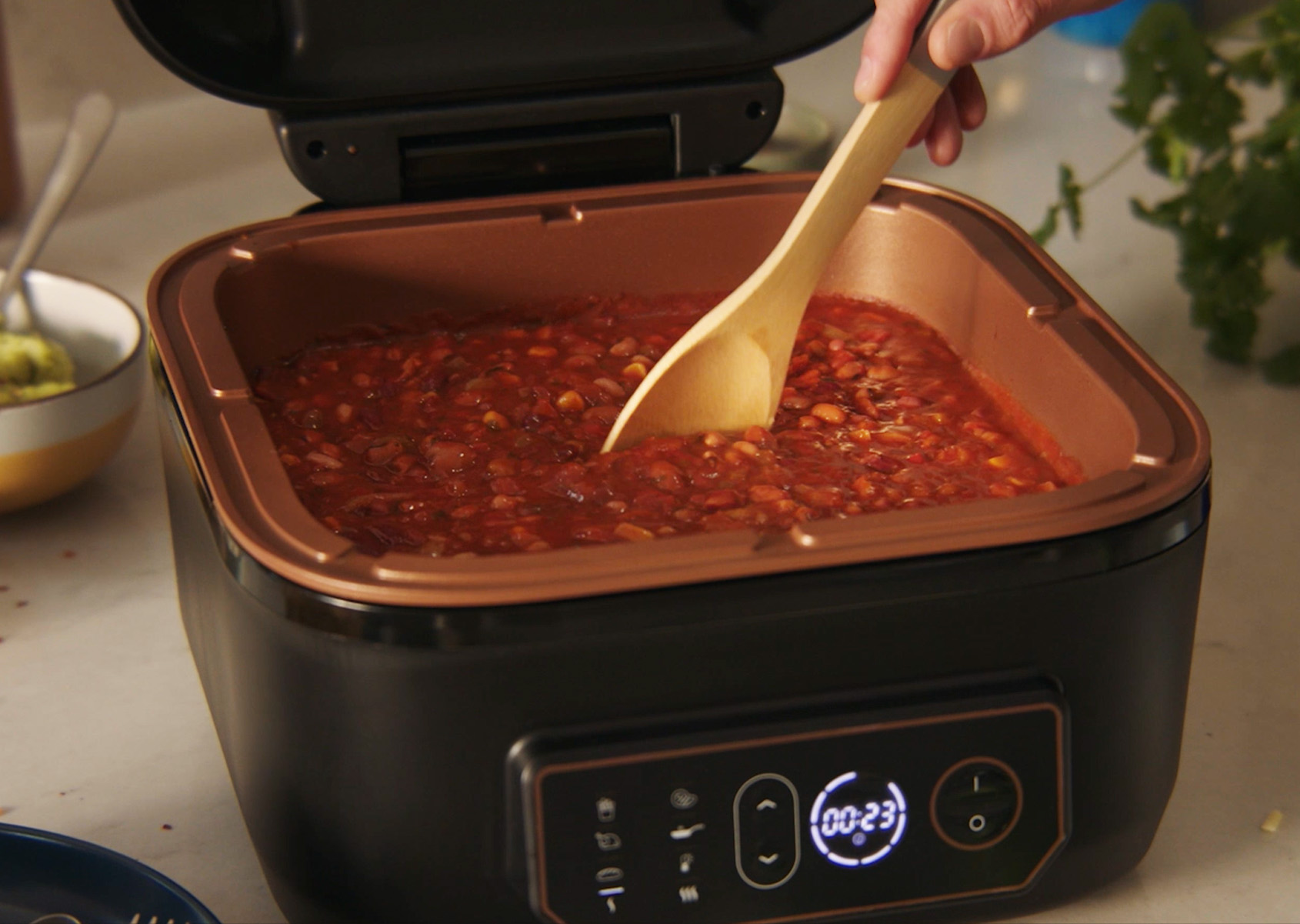fasola z chilii i awokado Russell Hobbs